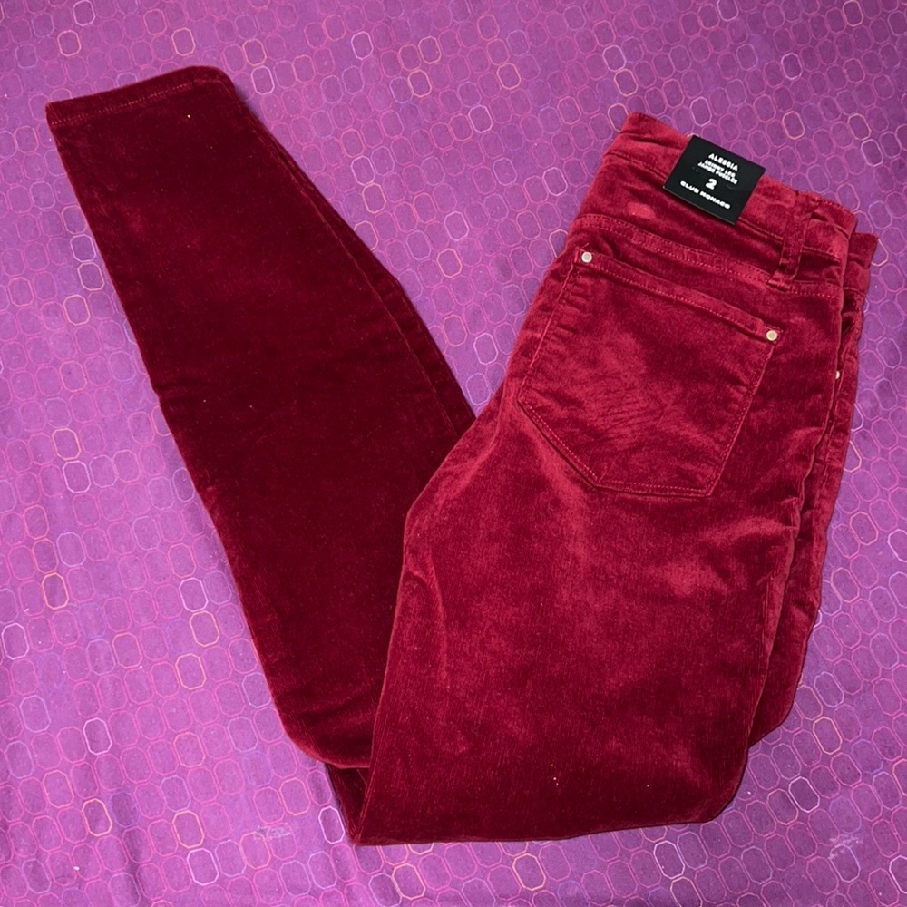 Club Monaco burgundy Alessia skinny leg corduroy pants